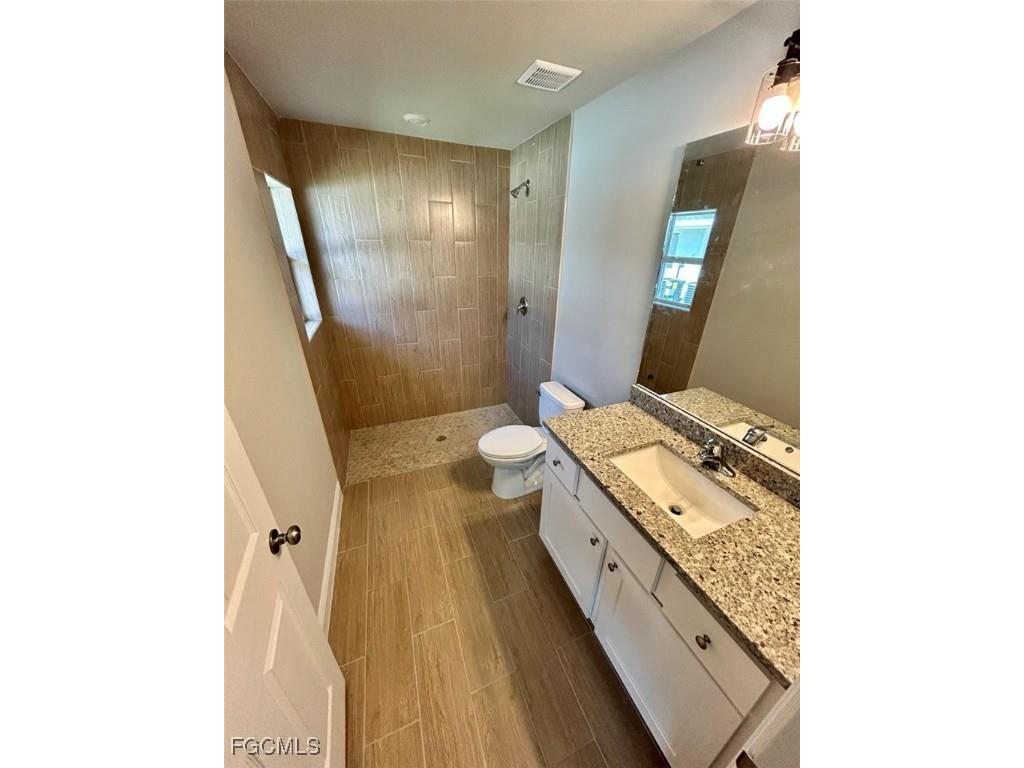 2330-2332 Hoople Street Fort Myers FL 33901 2026003211 image8
