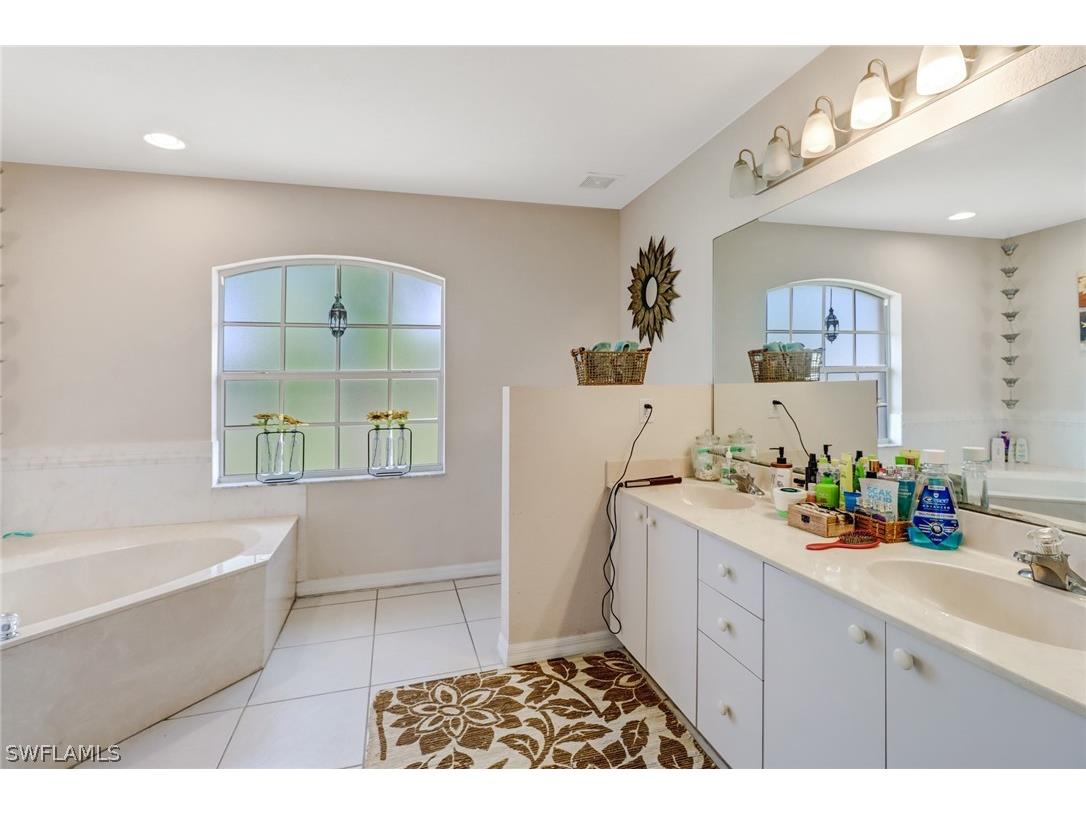 2330 45th Avenue NE Naples FL 34120 226009425 image15