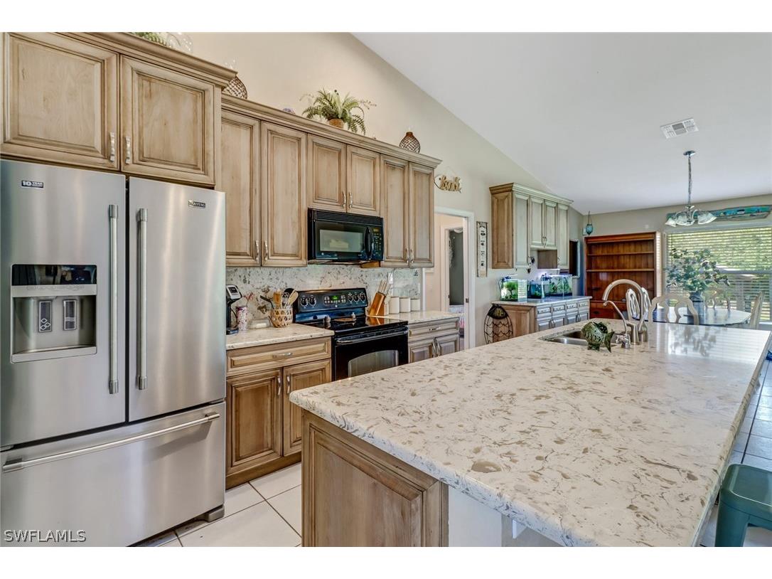 2330 45th Avenue NE Naples FL 34120 226009425 image3