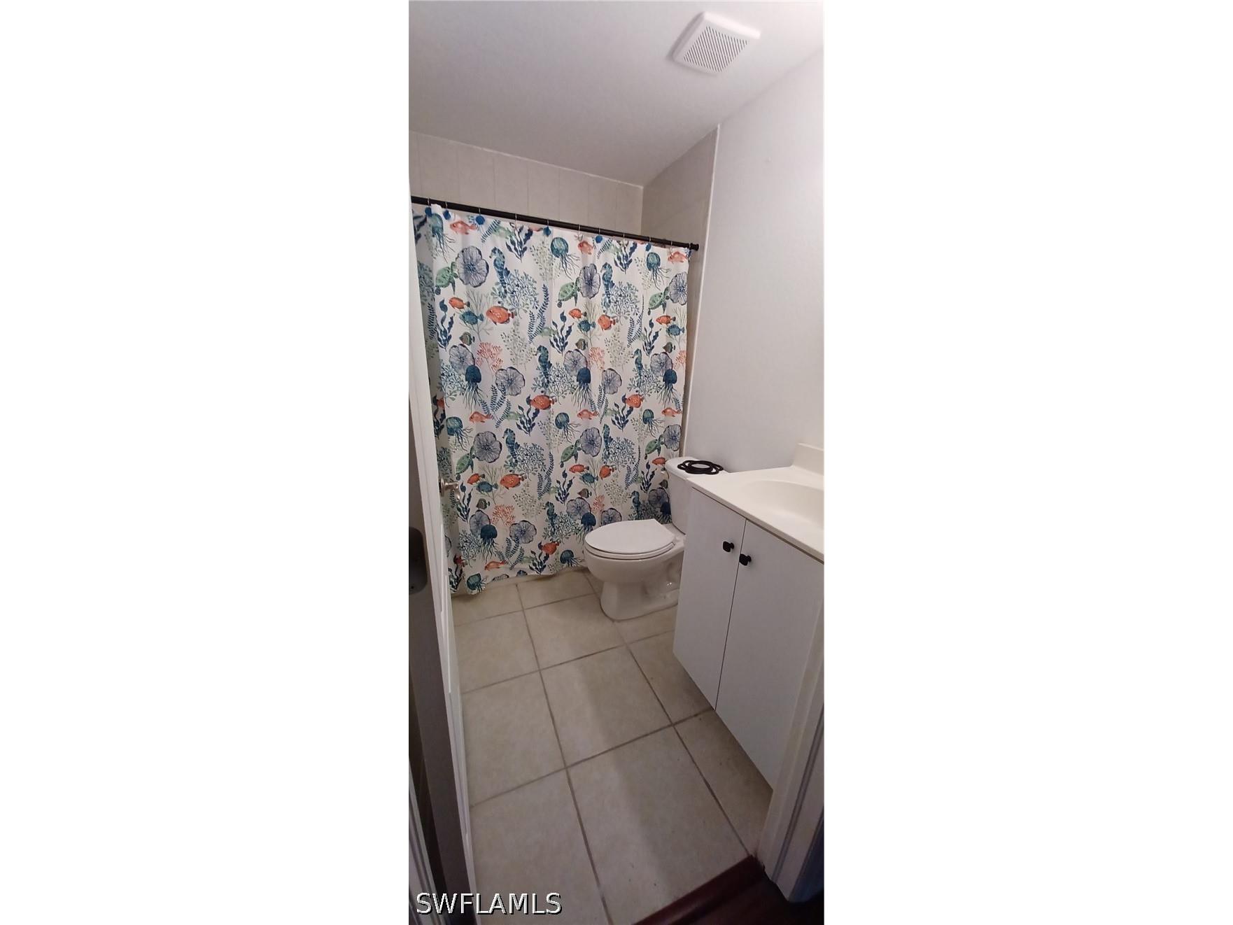 2330 Della Drive Naples FL 34117 226018132 image4