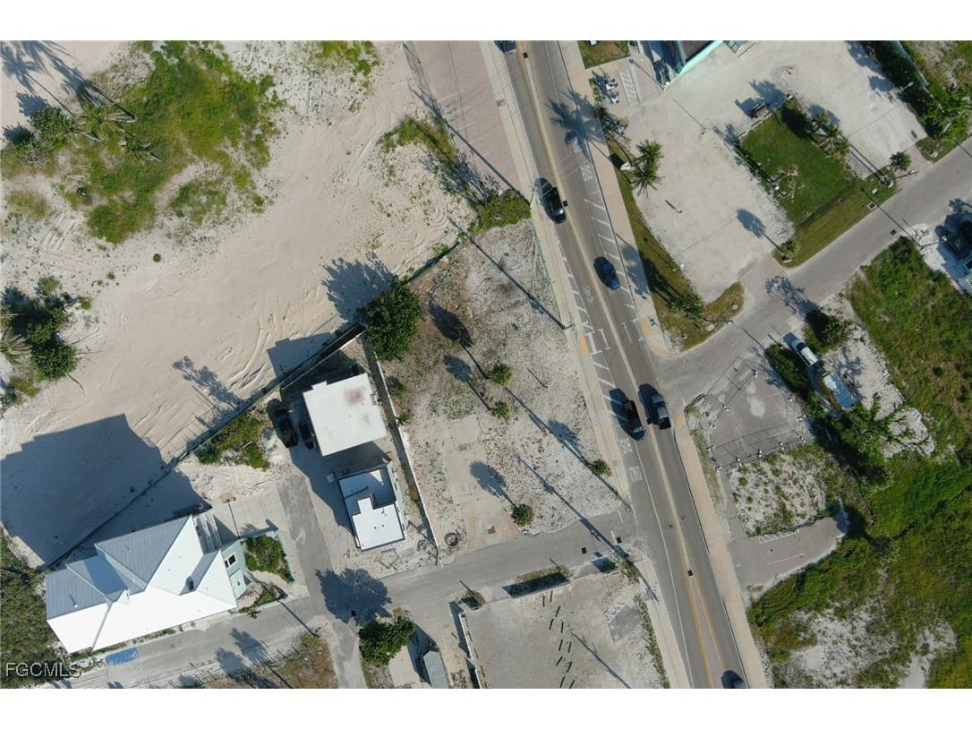 2330 Estero Boulevard Fort Myers Beach FL 33931 2026005639 image3