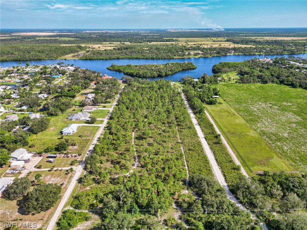 2330 Lazy River Lane Fort Myers FL 33905 223065178 image1