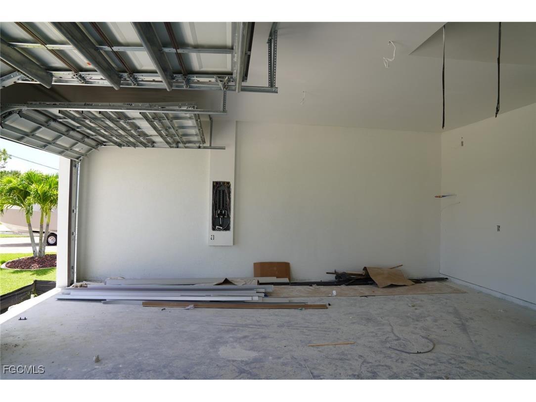 2330 NW 36th Avenue Cape Coral FL 33993 2025006439 image29