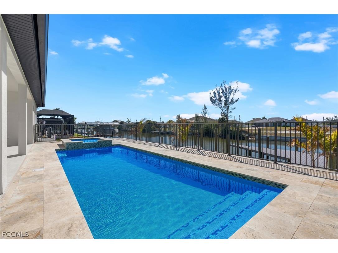 2330 NW 36th Avenue Cape Coral FL 33993 2025006439 image40