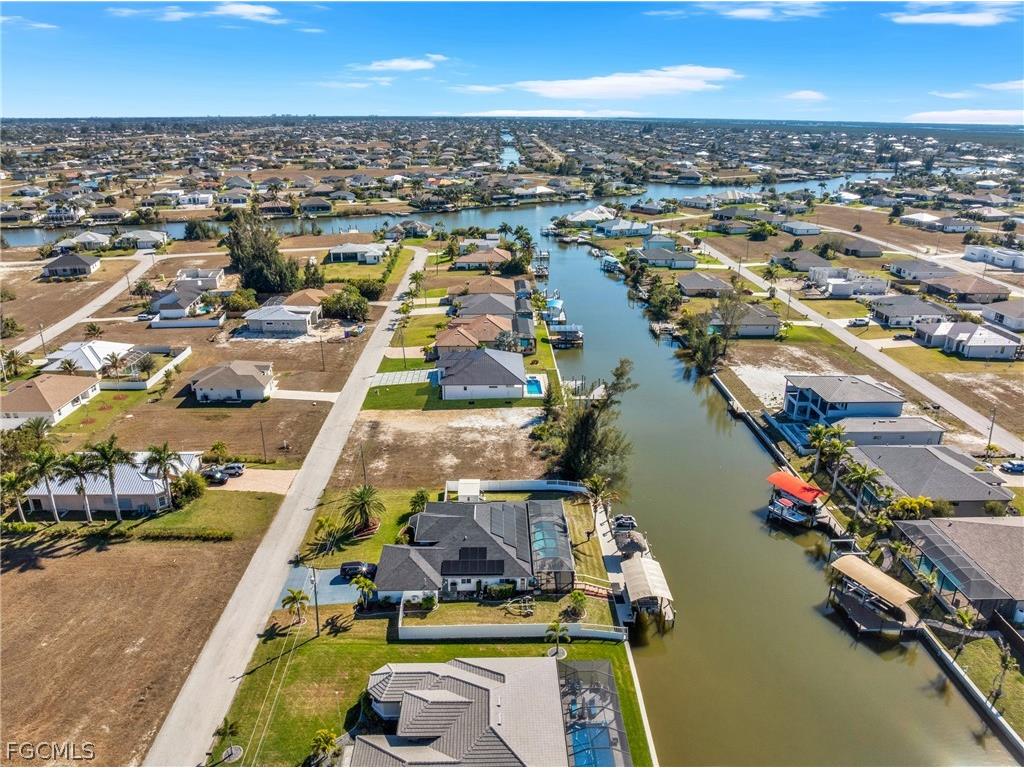 2330 NW 36th Avenue Cape Coral FL 33993 2025006439 image48