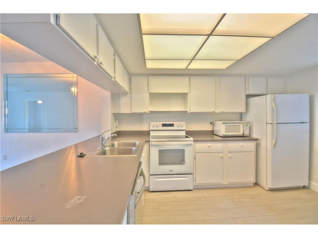 2330 Naples Trace Circle #9-903 Naples FL 34109 226005628 image1