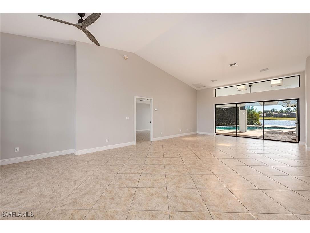 2330 Queens Way Naples FL 34112 226004714 image4