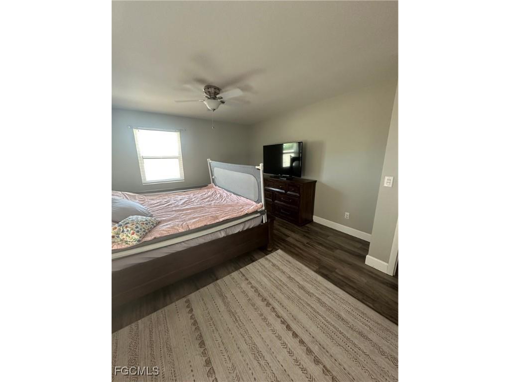 2330 SE 8th Terrace Cape Coral FL 33990 2025021641 image12