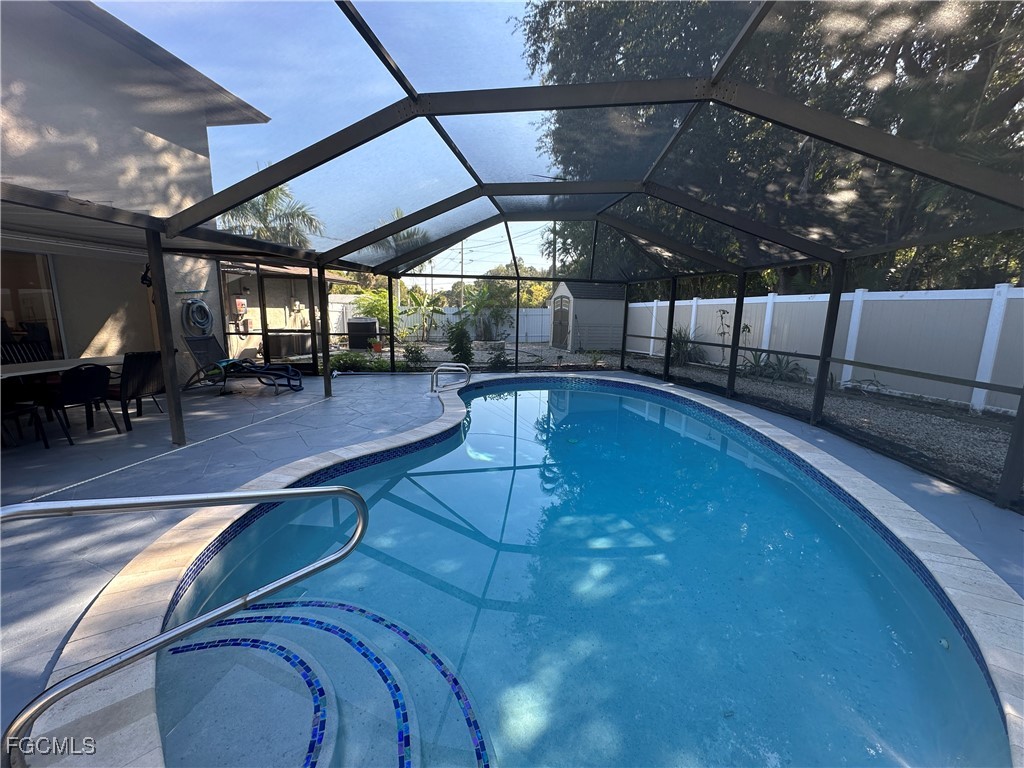 2330 SE 8th Terrace Cape Coral FL 33990 2025021641 image21