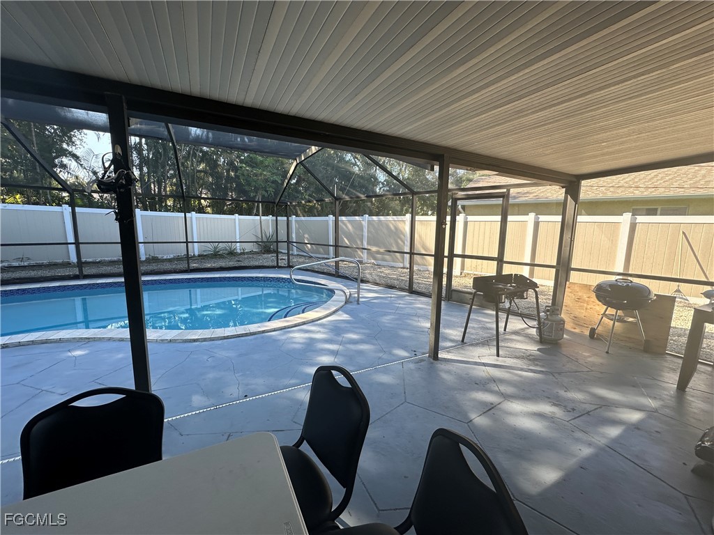 2330 SE 8th Terrace Cape Coral FL 33990 2025021641 image22