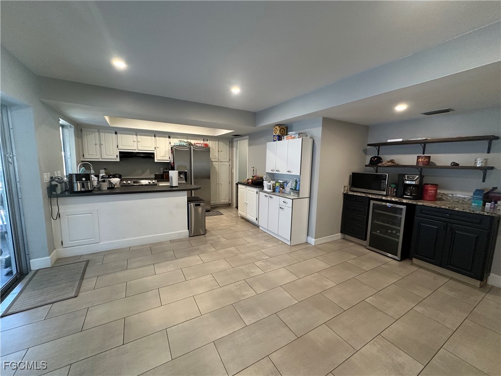 2330 SE 8th Terrace Cape Coral FL 33990 2025021641 image6