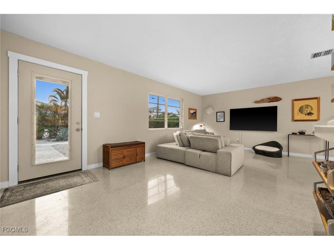 2331 Lemon Street Saint James City FL 33956 2025012565 image17