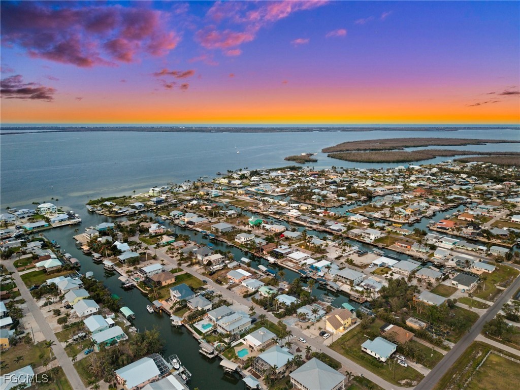 2331 Lemon Street Saint James City FL 33956 2025012565 image5