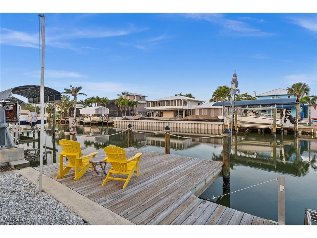 2331 Lemon Street Saint James City FL 33956 2025012565 image6