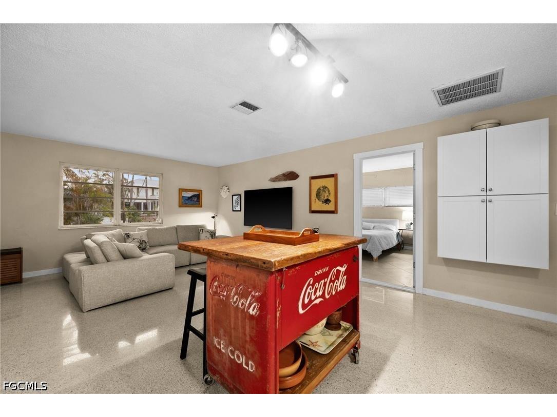 2331 Lemon Street Saint James City FL 33956 2026015735 image11