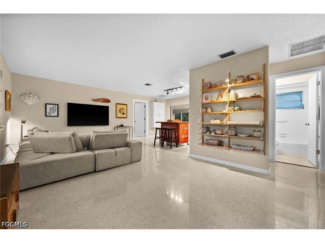 2331 Lemon Street Saint James City FL 33956 2026015735 image7