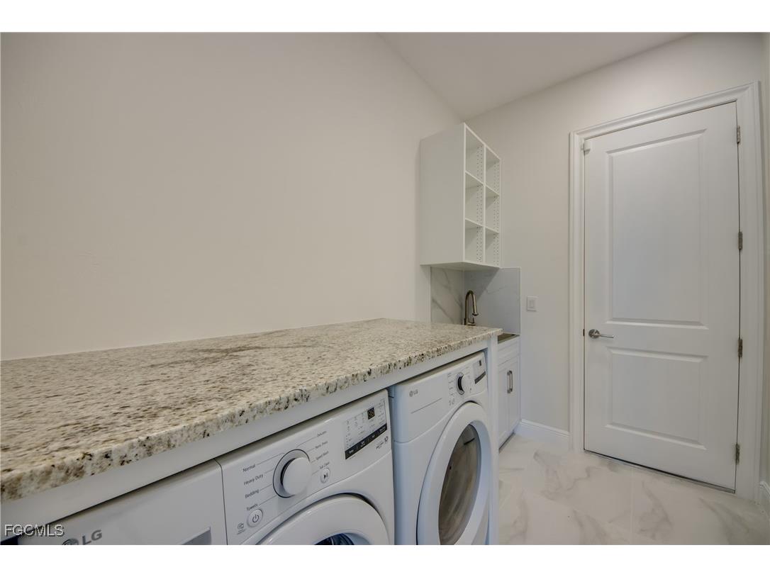 2332 NW 35th Place Cape Coral FL 33993 2025019244 image28