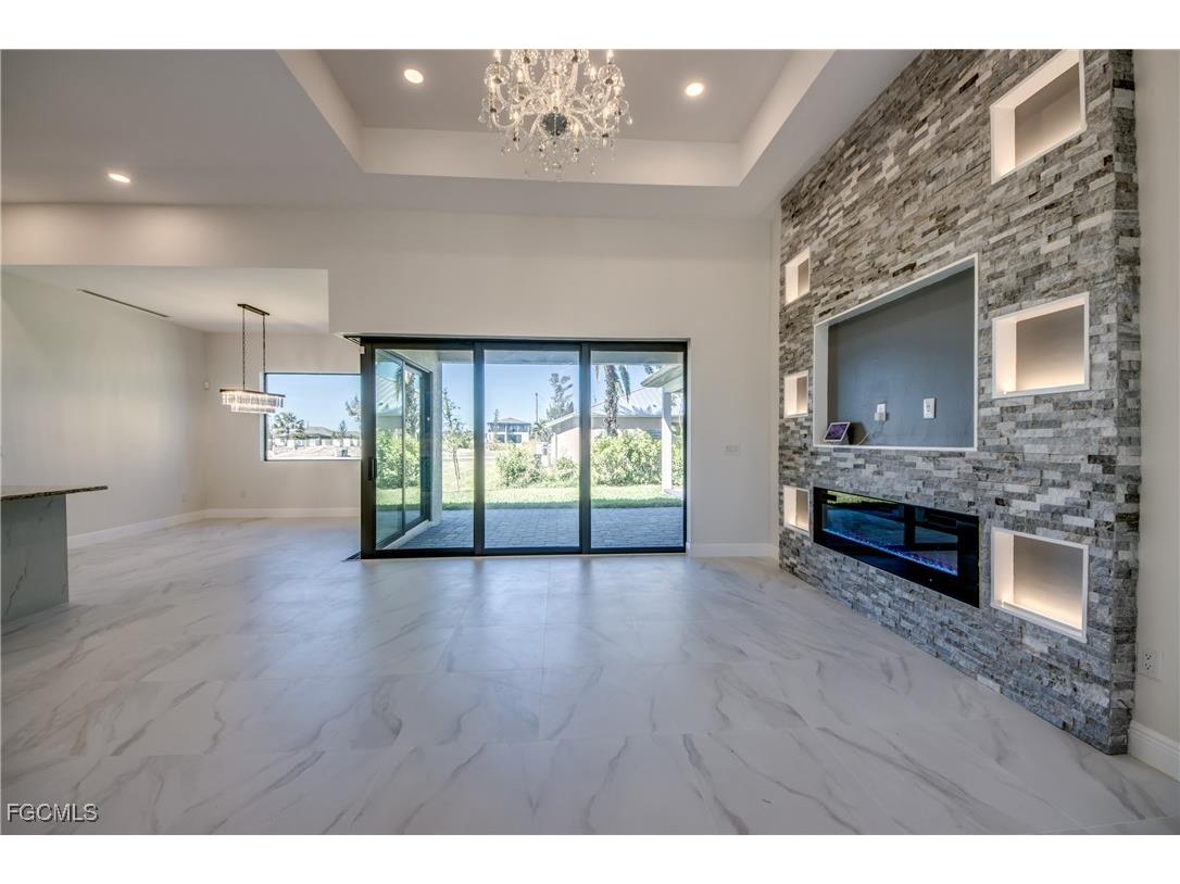 2332 NW 35th Place Cape Coral FL 33993 2025019244 image3