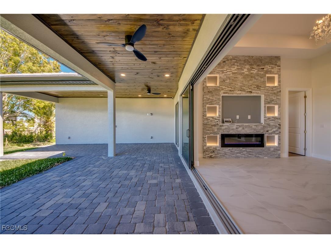 2332 NW 35th Place Cape Coral FL 33993 2025019244 image31