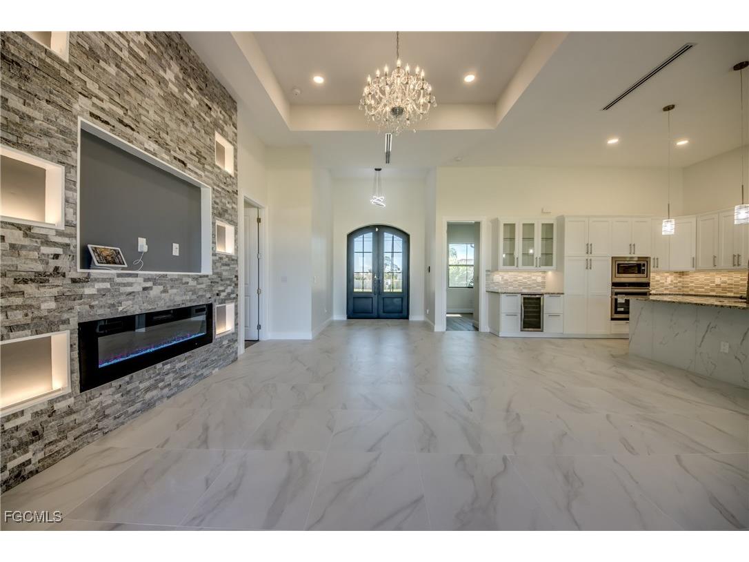 2332 NW 35th Place Cape Coral FL 33993 2025019244 image4