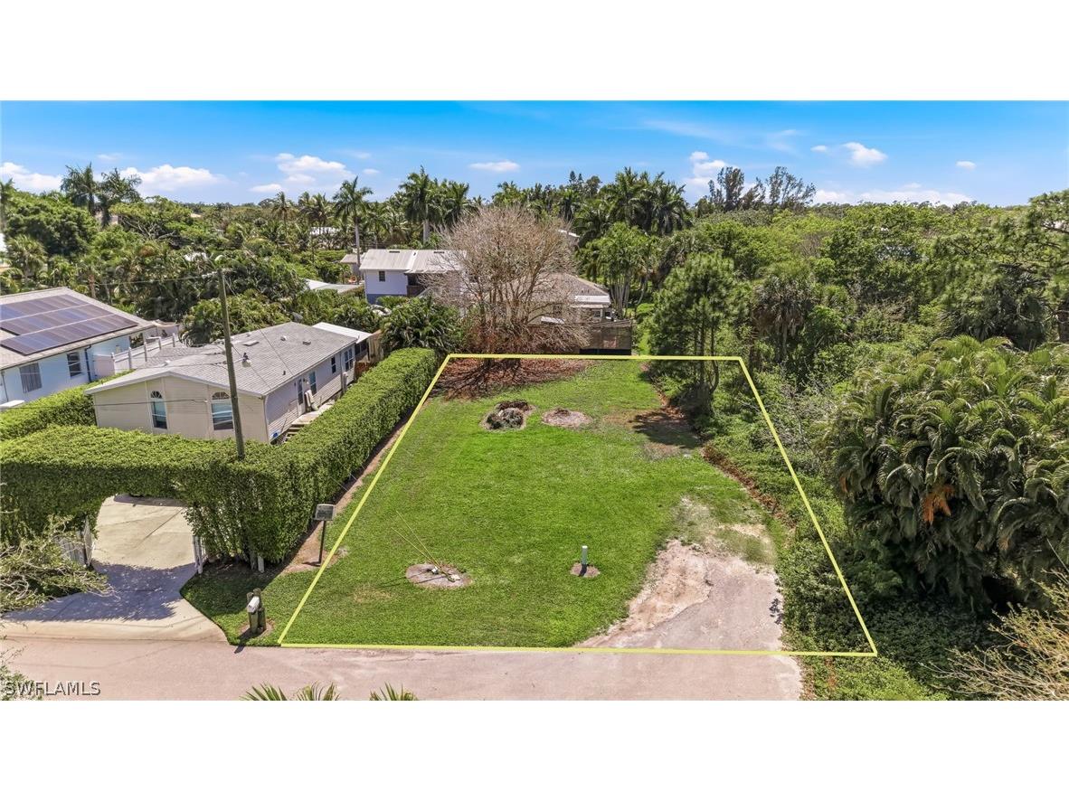 2332 Sunset Avenue Naples FL 34112 226010910 image1
