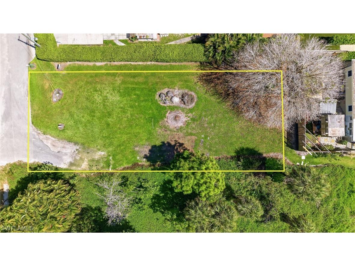 2332 Sunset Avenue Naples FL 34112 226010910 image7