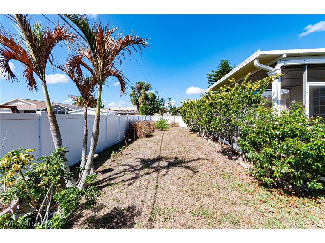 23325 Hartley Avenue Port Charlotte FL 33954 226010982 image26