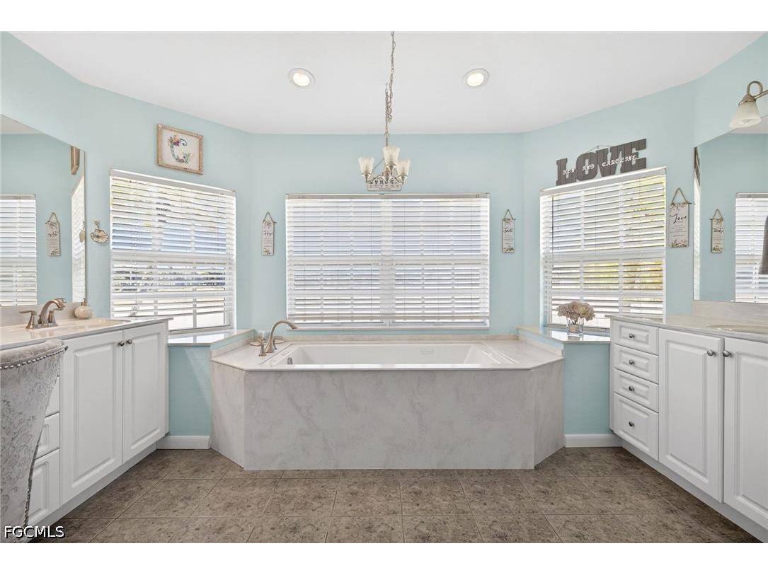 2334 SW Trafalgar Parkway Cape Coral FL 33991 2026021732 image21