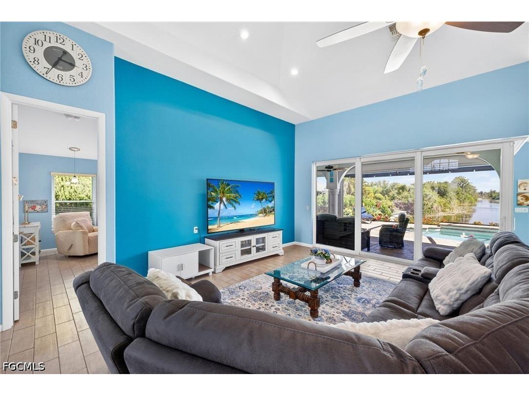 2334 SW Trafalgar Parkway Cape Coral FL 33991 2026021732 image4