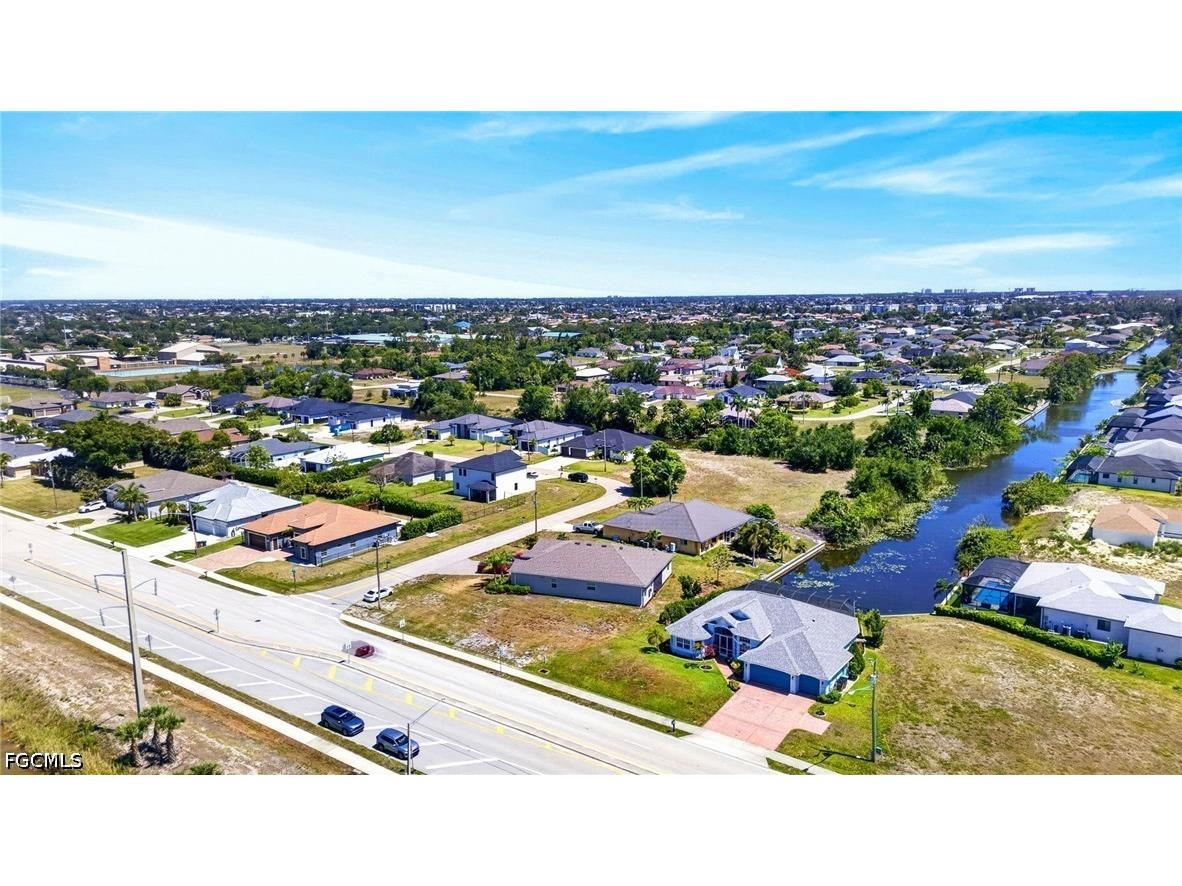 2334 SW Trafalgar Parkway Cape Coral FL 33991 2026021732 image41
