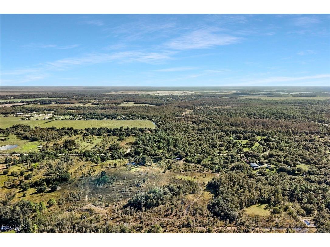 23345 Tinas Lane Fort Myers FL 33913 2025018796 image14