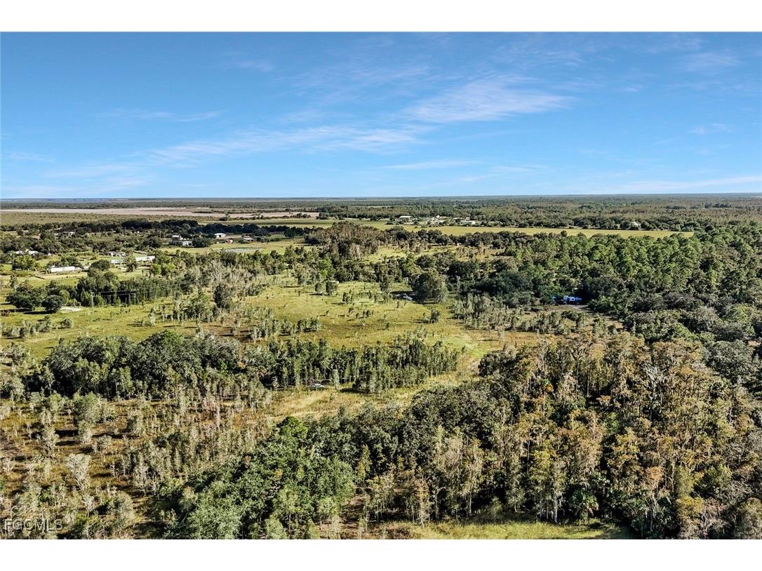 23345 Tinas Lane Fort Myers FL 33913 2025018796 image3