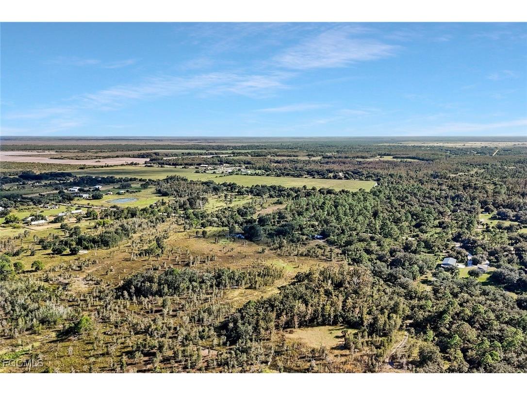 23345 Tinas Lane Fort Myers FL 33913 2025018796 image6