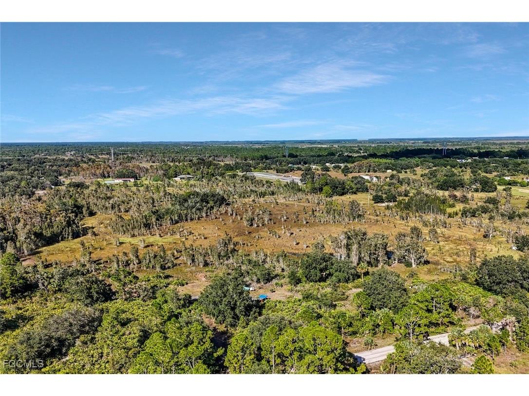 23345 Tinas Lane Fort Myers FL 33913 2025018796 image7