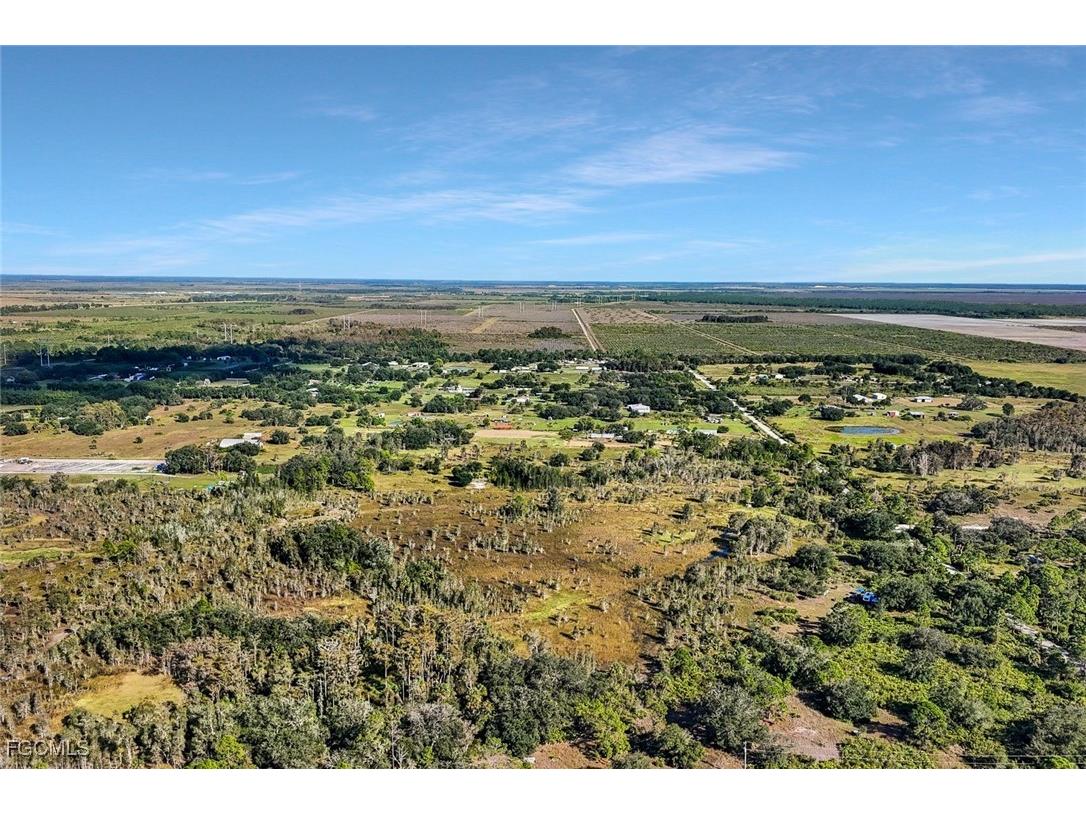 23345 Tinas Lane Fort Myers FL 33913 2025018796 image9