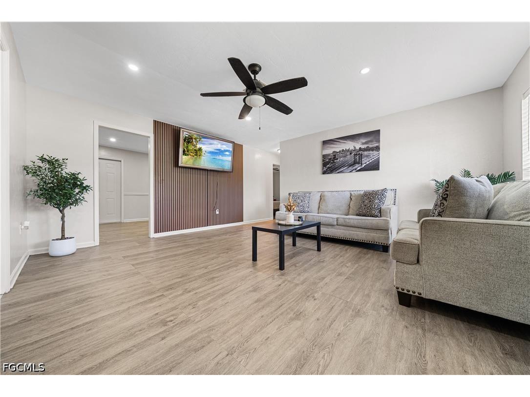 2335 50th Terrace SW Naples FL 34116 2026014360 image2