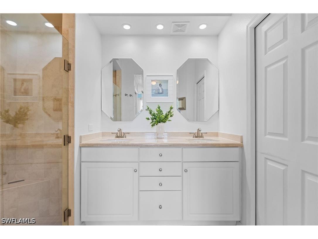 2335 Carrington Court #104 Naples FL 34109 226015875 image17