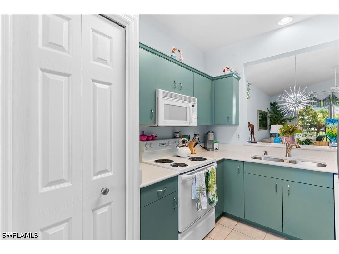 2335 Carrington Court #201 Naples FL 34109 226013183 image9