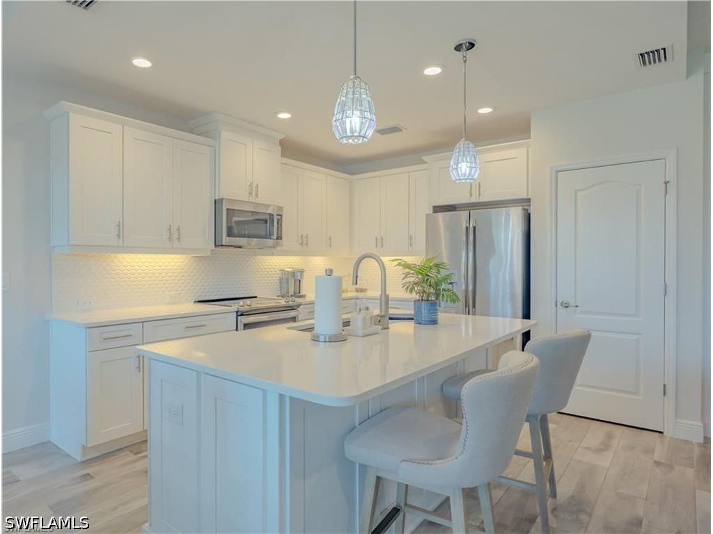 2335 Sawyers Hill Road #503 Naples FL 34120 226016792 image1