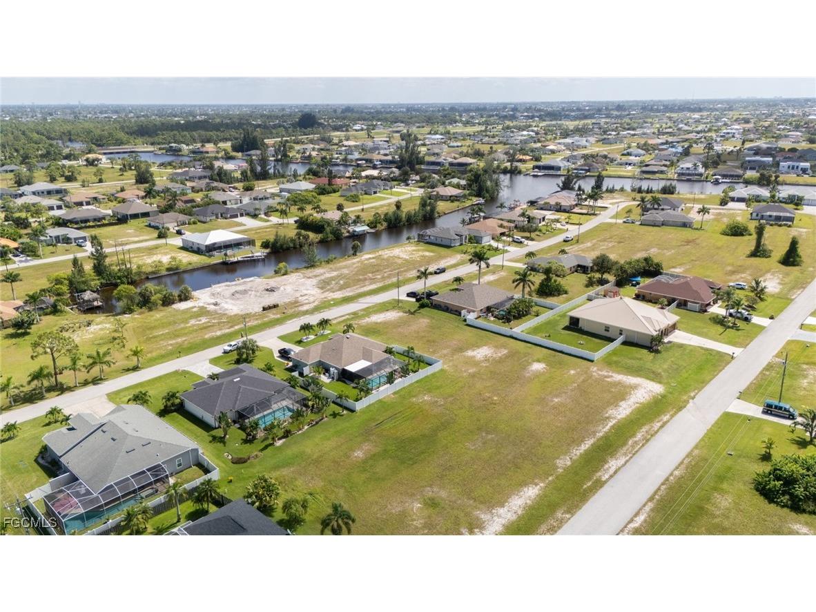 2336 NW 35th Avenue Cape Coral FL 33993 2025013382 image5