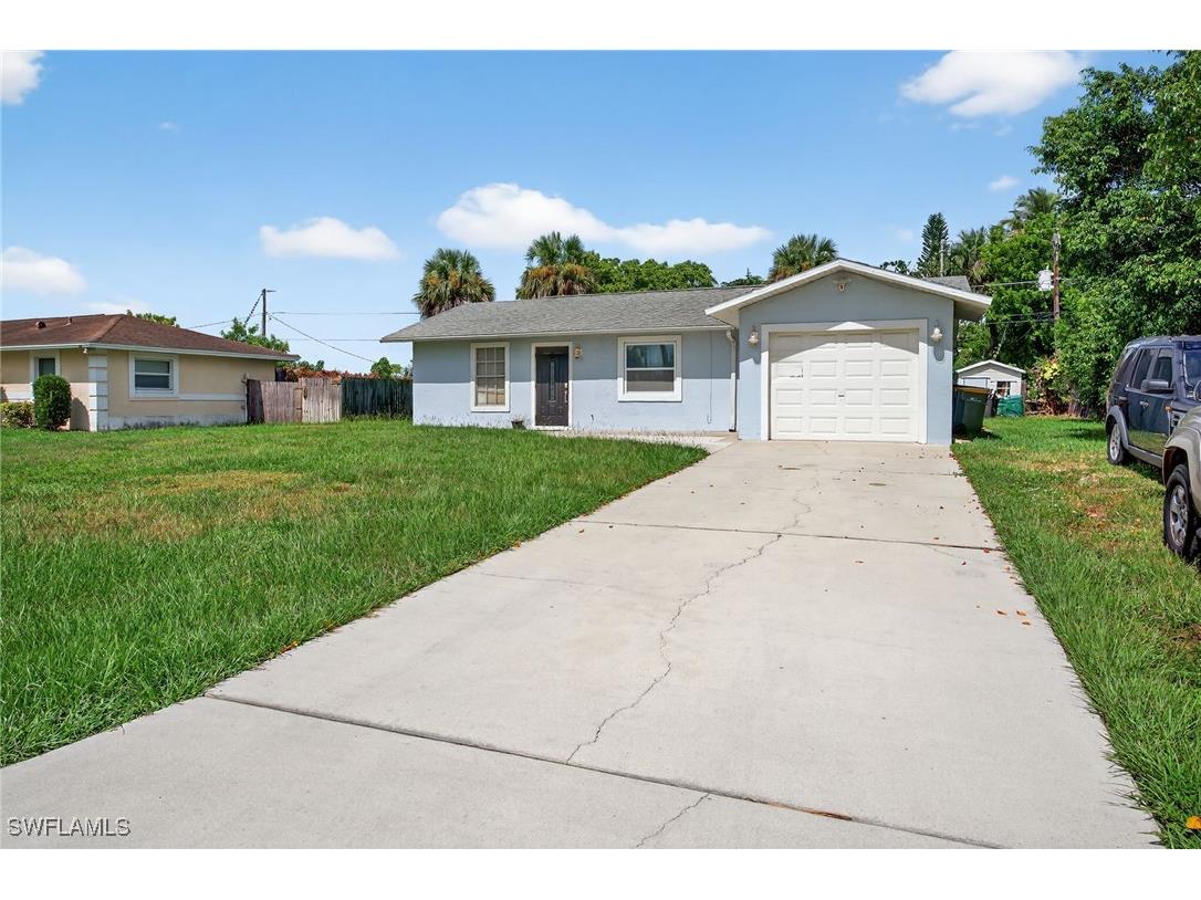 2337 51st Street SW Naples FL 34116 225066191 image1