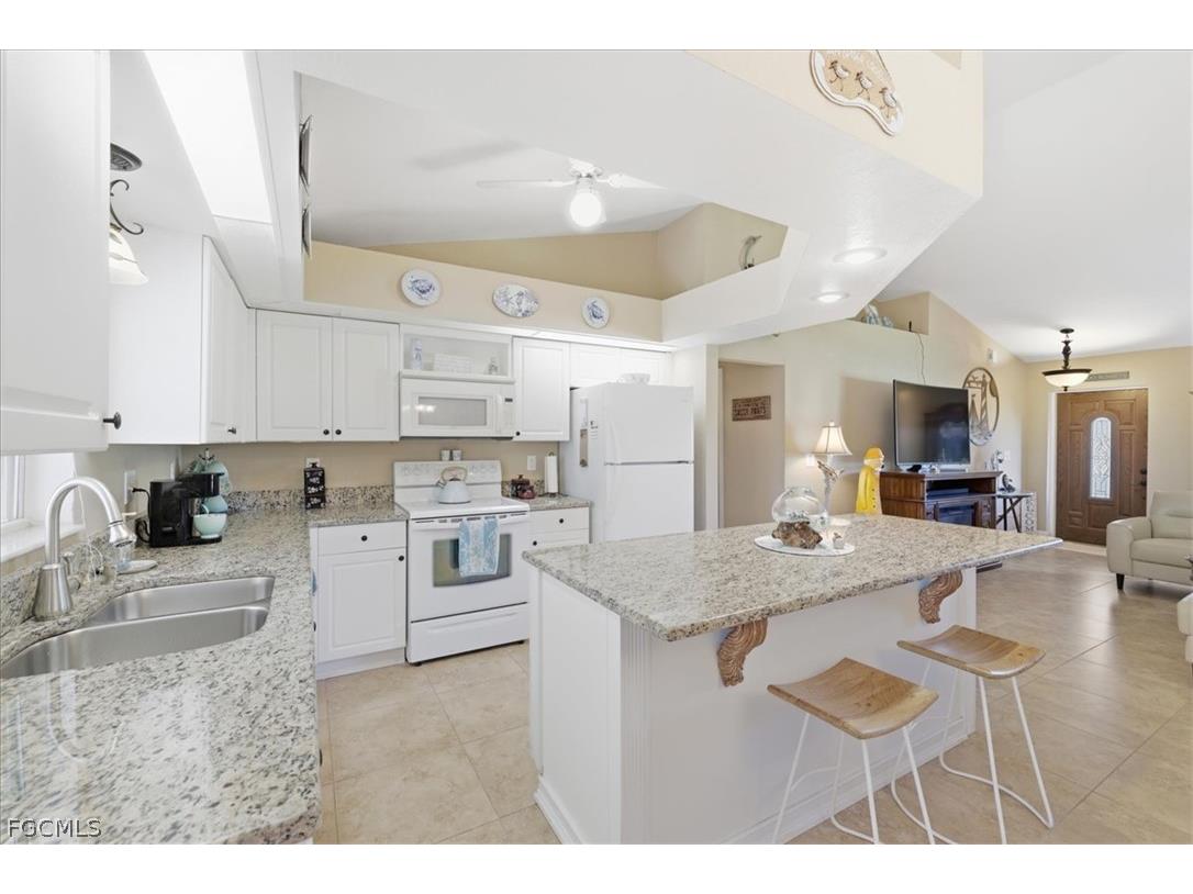 2337 NW 38th Place Cape Coral FL 33993 2026011810 image12