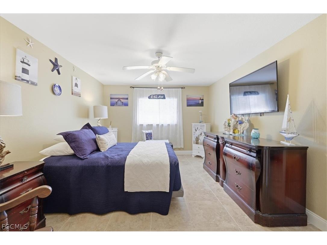 2337 NW 38th Place Cape Coral FL 33993 2026011810 image14