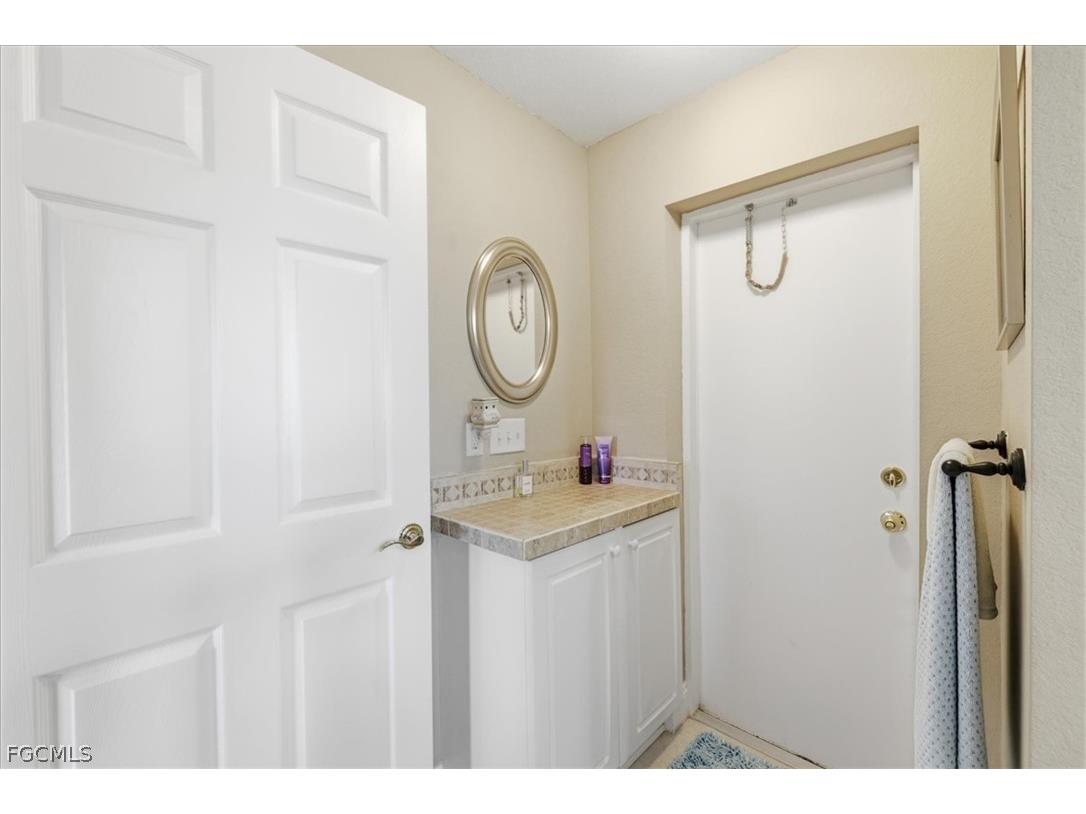 2337 NW 38th Place Cape Coral FL 33993 2026011810 image26