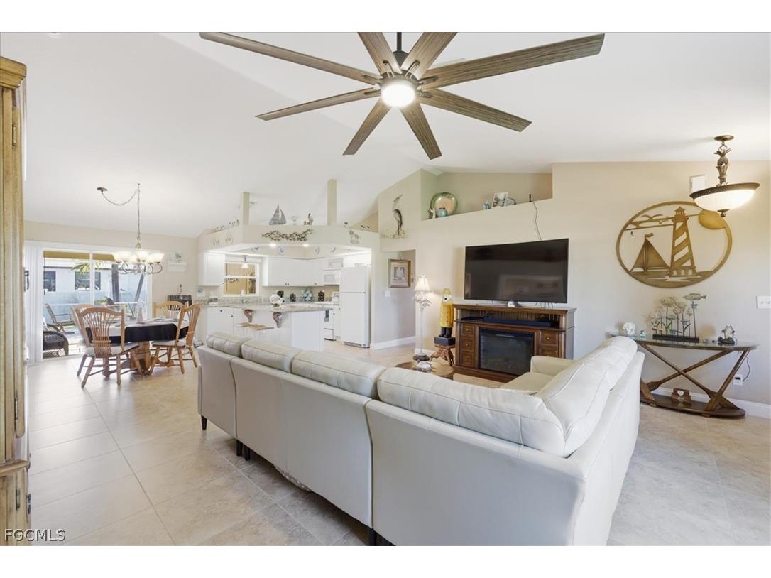 2337 NW 38th Place Cape Coral FL 33993 2026011810 image6