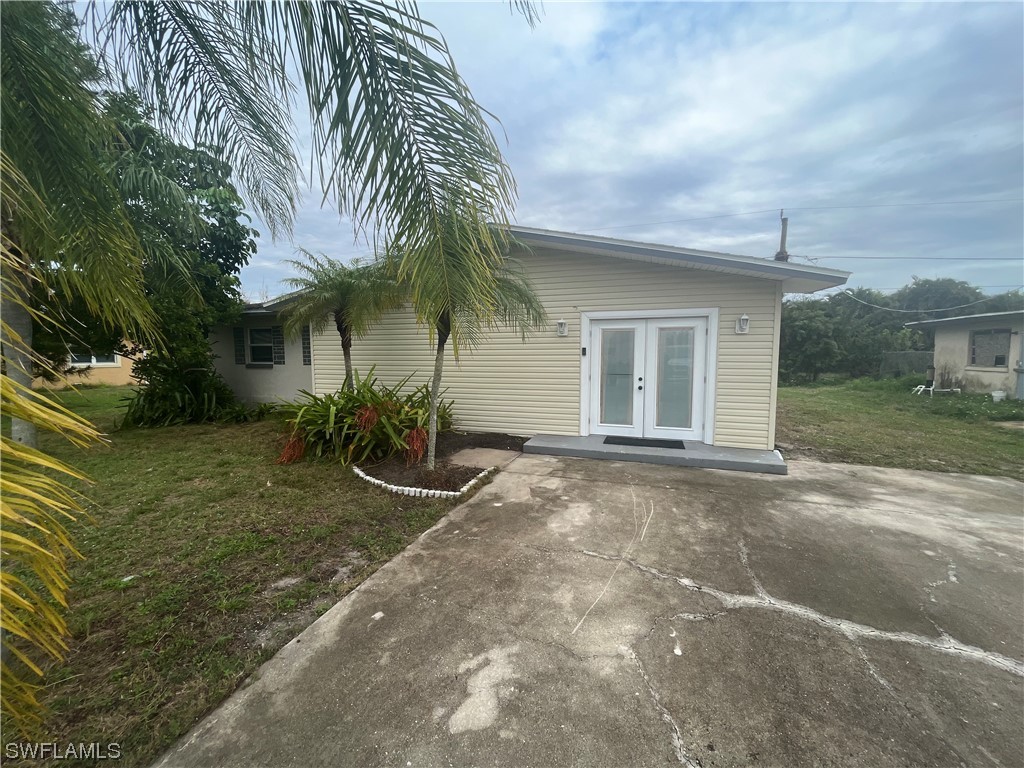 2338 Andros Avenue Fort Myers FL 33905 224006388 image1