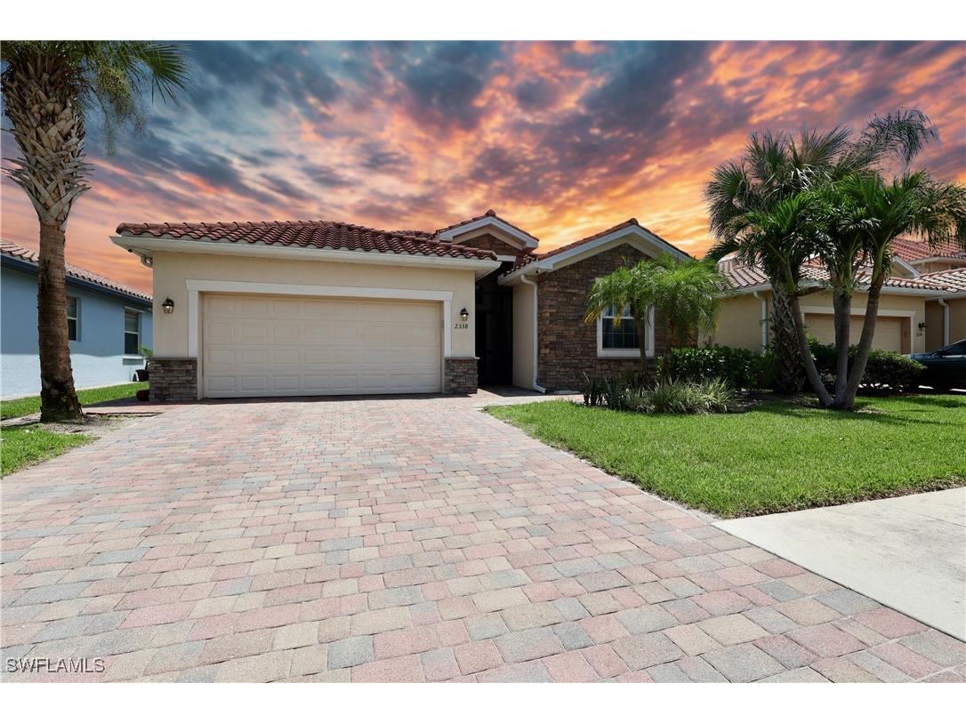 2338 Heydon Circle E Naples FL 34120 225059188 image1