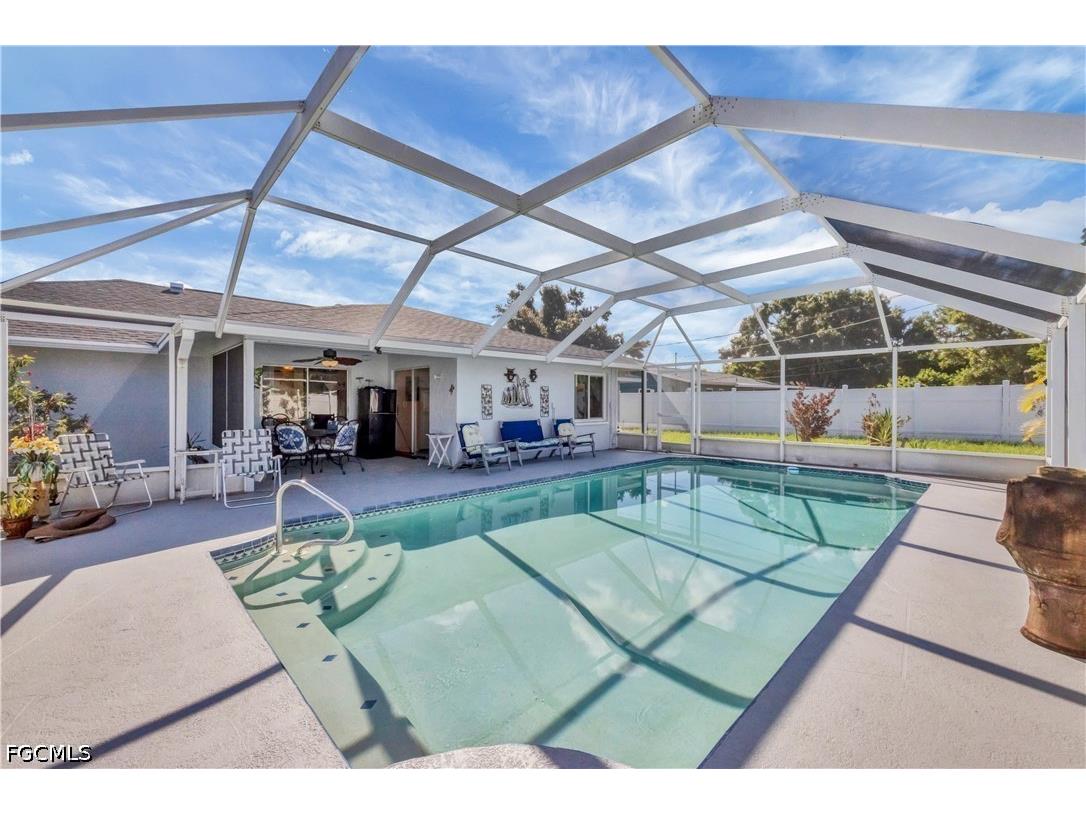 2339 Lake View Boulevard Port Charlotte FL 33948 2026025053 image3