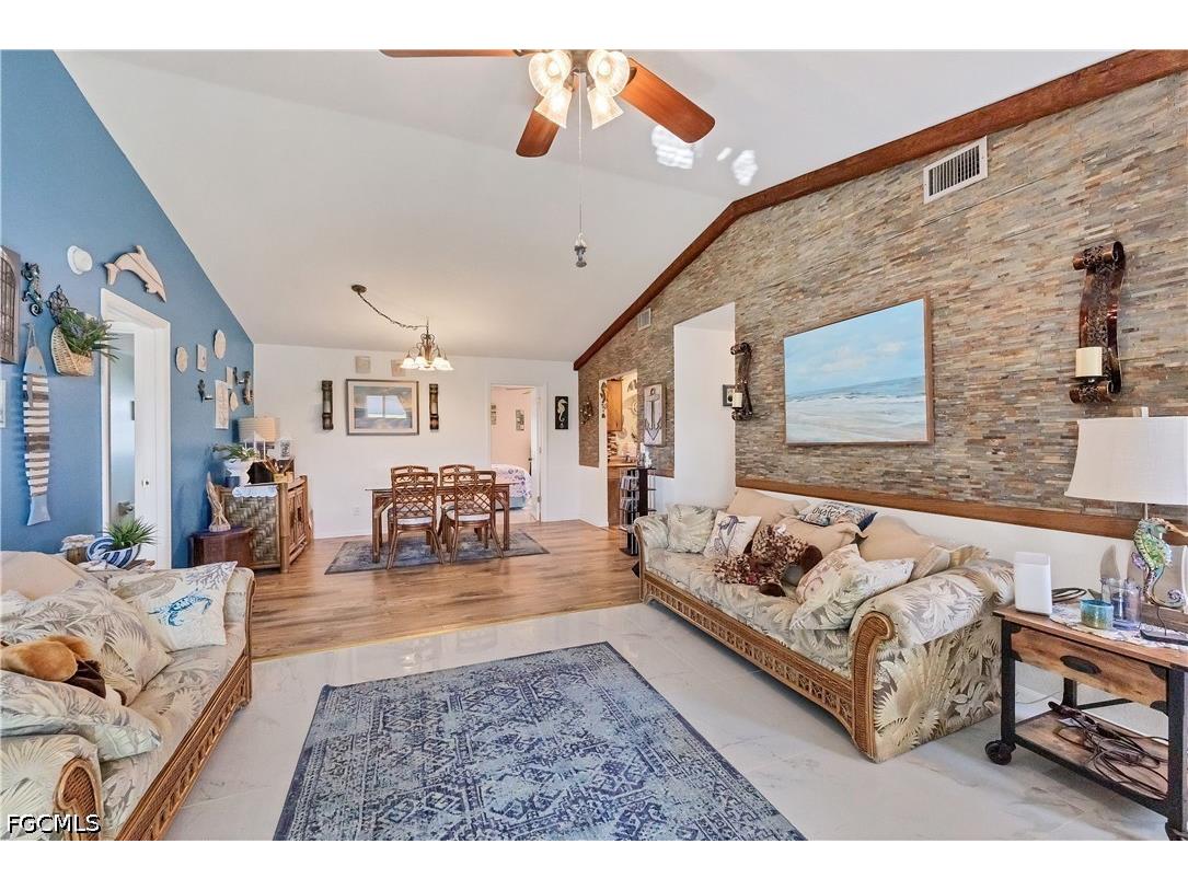 2339 Lake View Boulevard Port Charlotte FL 33948 2026025053 image7