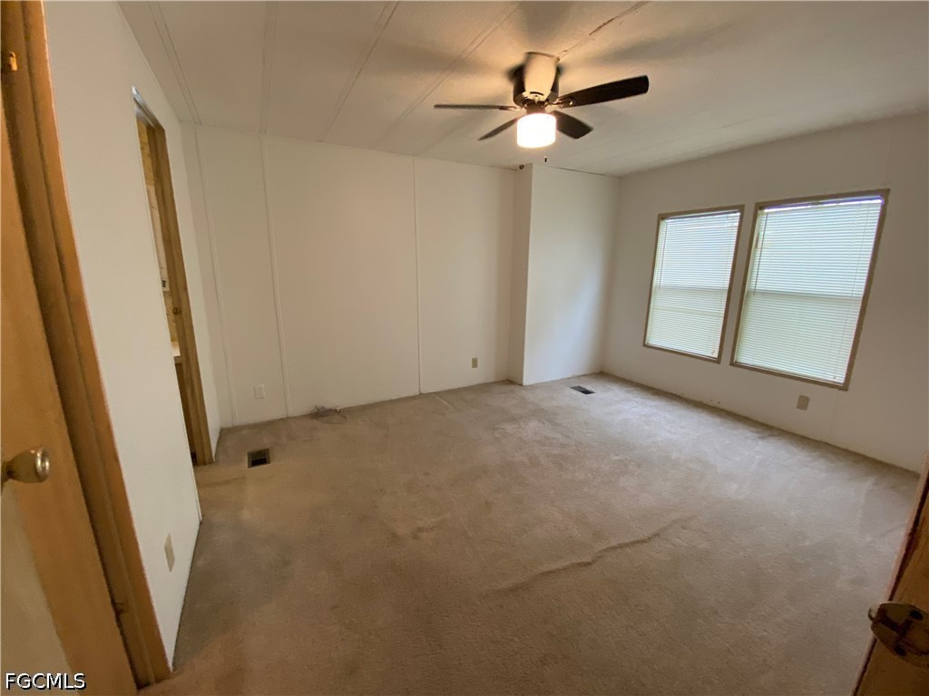 234 Lamplighter Lane North Fort Myers FL 33917 2026024820 image15